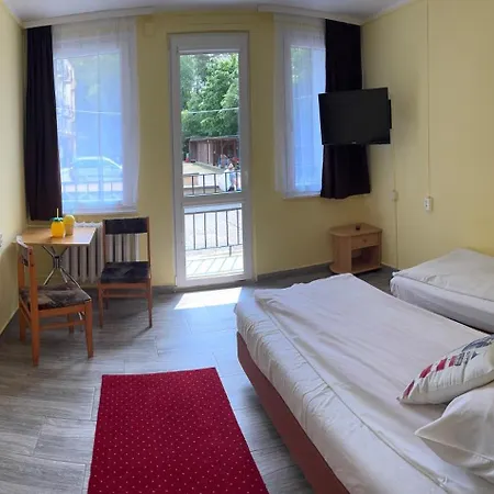 Okulski Grand Rozewie Pokoje I Apartamenty Jastrzebia Gora Exterior photo
